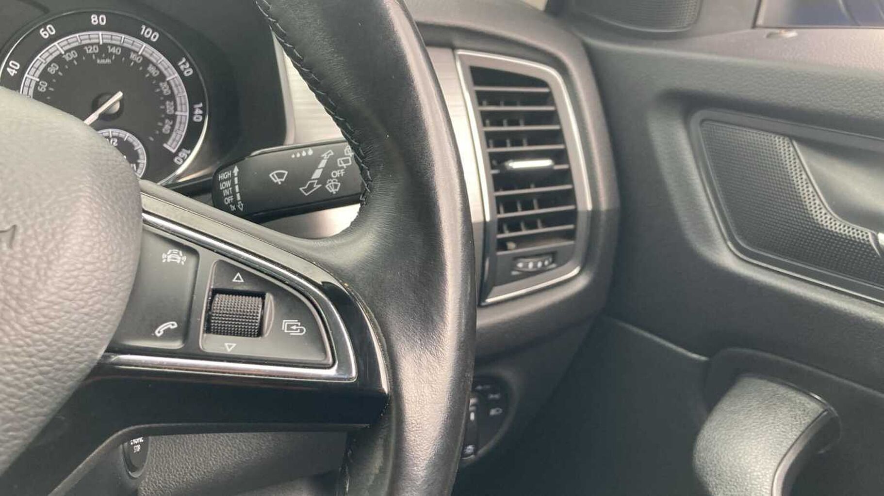 SKODA Kodiaq 2.0TDI 150ps SE Technology 5 seats SCR DSG