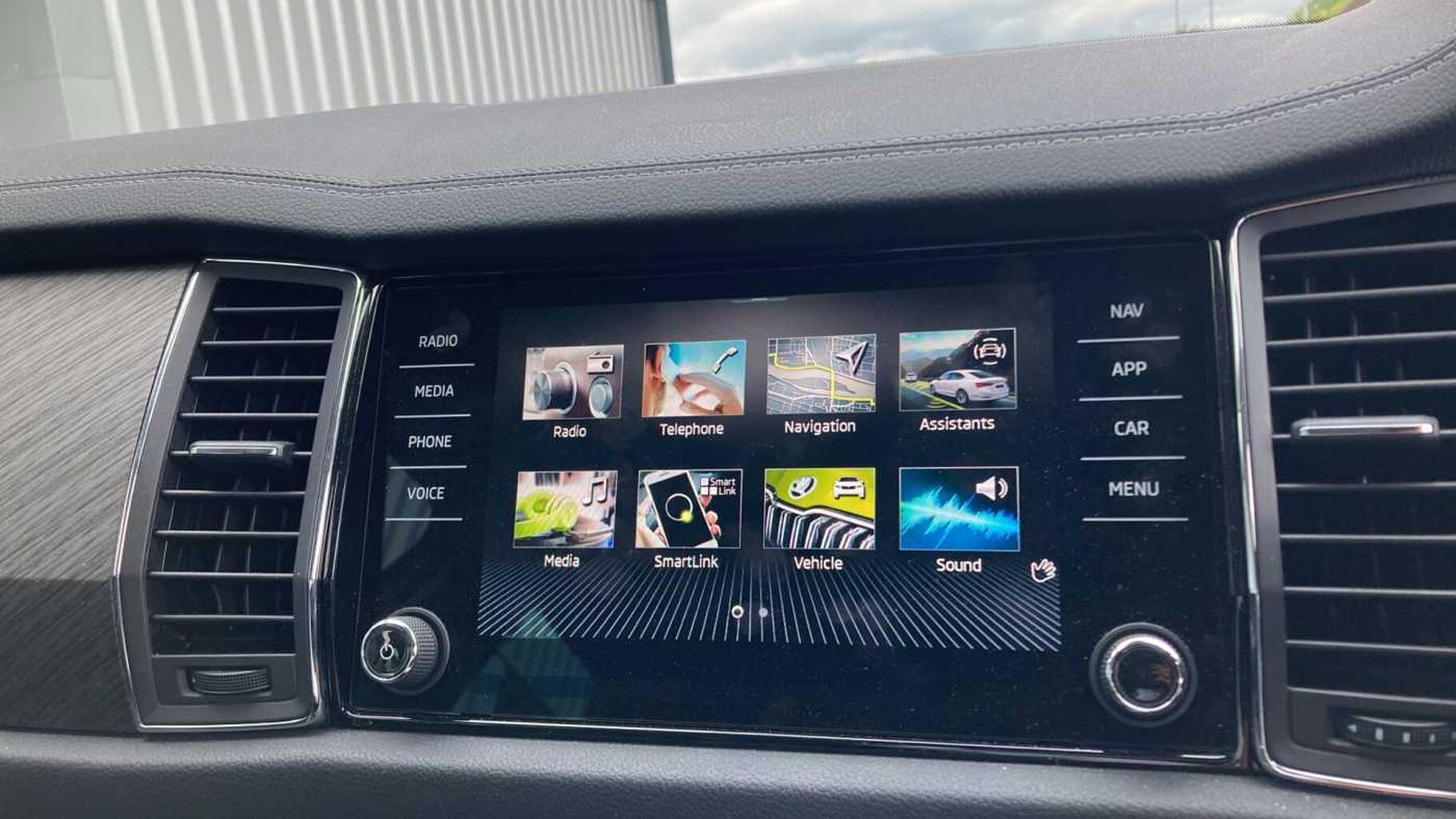 SKODA Kodiaq 2.0 TSI 190 SE L Executive 4x4 5dr DSG [7 Seat] Petrol Estate